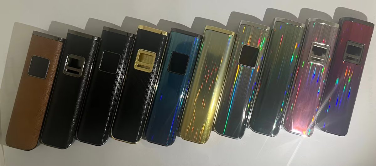 lancy_zhang's tweet photo. Refillable Open Pod Vape System Kit
-Device Size:25.5*15*113MM
-12-25W Wattage Range
-1000mAh Built-In Battery
-Smart Output Mode
-Variable Wattage Mode
#vape #vaping #vapor #disposablevape #pod #mazajvape #yuotovape #3000puffs #disposablepod #ecigarette #smokingshop #elfbar https://t.co/1wbEcK9Xiu