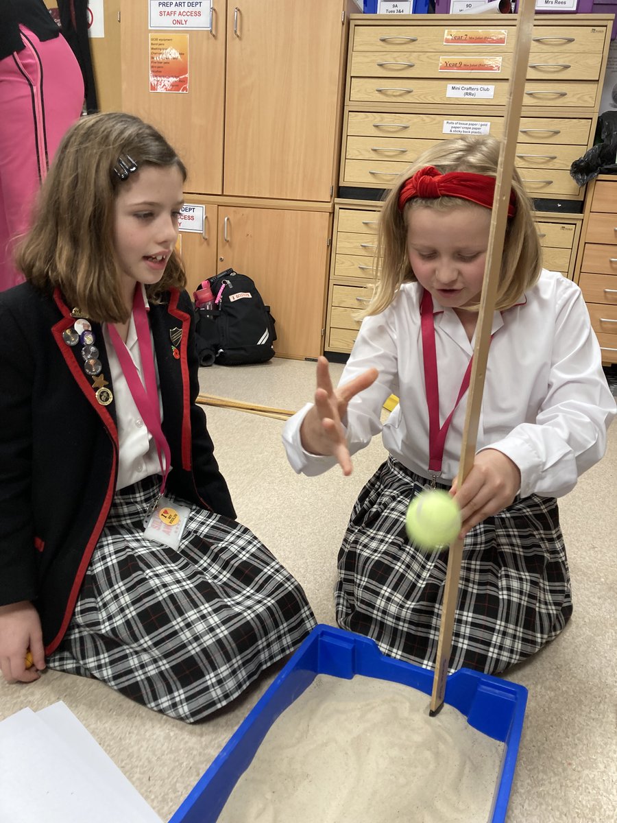PipersPrep's tweet photo. Year 5 formally investigated and measured Moon craters in #PipersScience https://t.co/Bb9Wo0GTSv