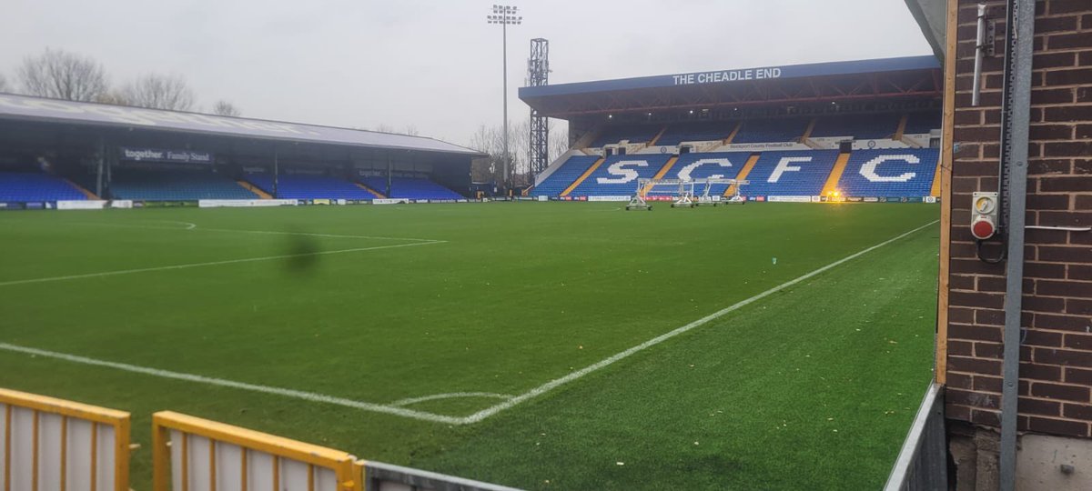 Completed Hose change this morning on the floodlights at <a href="/StockportCounty/">Stockport County</a>