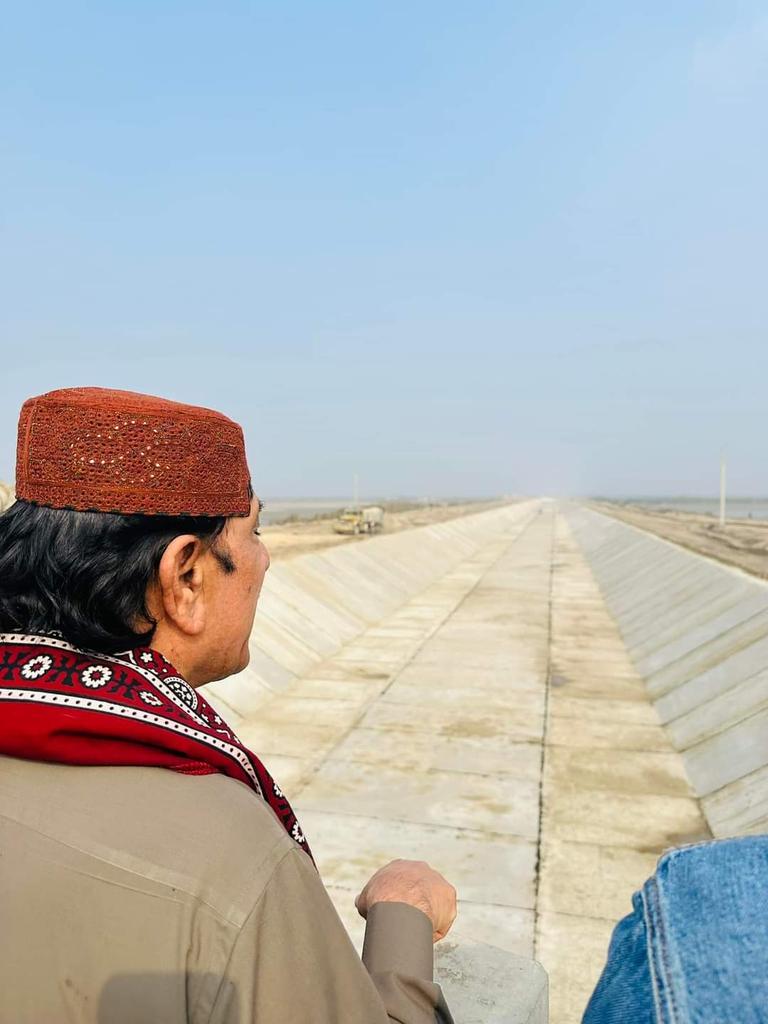 HajiAliHassanZ's tweet photo. Immensely pleased to witness the completion of Udero Barrage today. All praises to Allah for making me stand tall on my promises. #PPPServes https://t.co/dBOHi4MYIm
