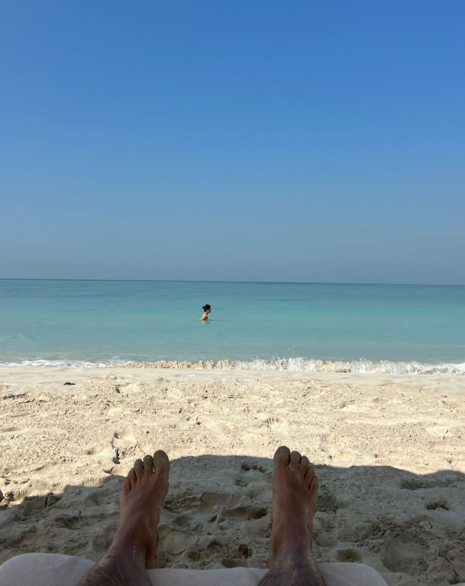 ⠀ ⠀ 
⠀ ⠀ 
                           🏖️ with yüyü 
                   
⠀ ⠀