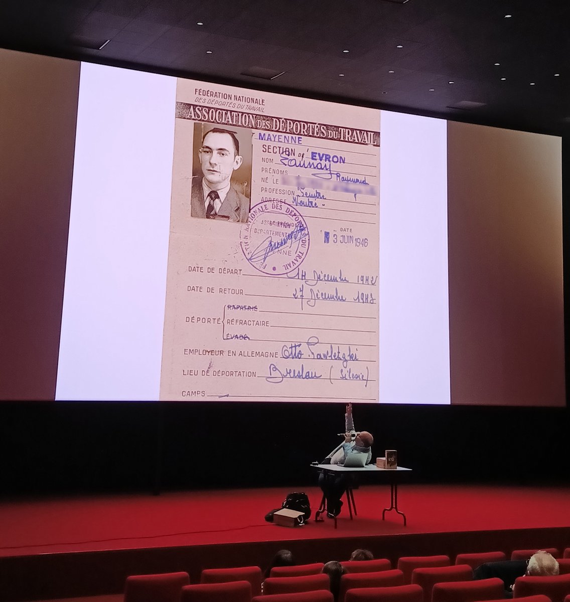 Retour en images sur le temps fort organisé ce week-end par le service #Archives, dédié à l'histoire du Service du Travail Obligatoire (S.T.O.) dans le cadre des commémorations. Un grand merci aux services, partenaires et familles des requis des #Coëvrons #WW2