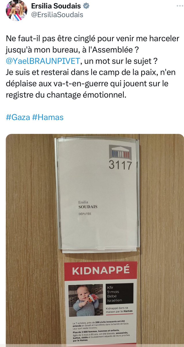 julienbahloul's tweet image. Tristesse : nous apprenons ce soir que le petit Kfir, 10 mois, ne sera pas libéré par le #Hamas. Il reste otage dans le bande de #Gaza depuis plus de 50 jours. 

Les Palestiniens du Hamas sont des monstres barbares. 

L'occasion aussi de rappeler que l'ignoble @ErsiliaSoudais a…