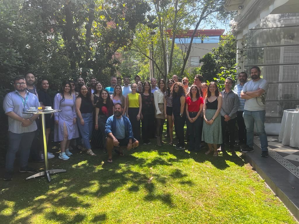 IrielAJL's tweet photo. I am very grateful for the excellent week of academic training provided by the Heidelberg Center for Latin America at the summer school 'Ancestry Meets Molecular Health.' It was an enjoyable space to learn about the latest methods for studying ancestry and human health. https://t.co/CJk2SHGmwt