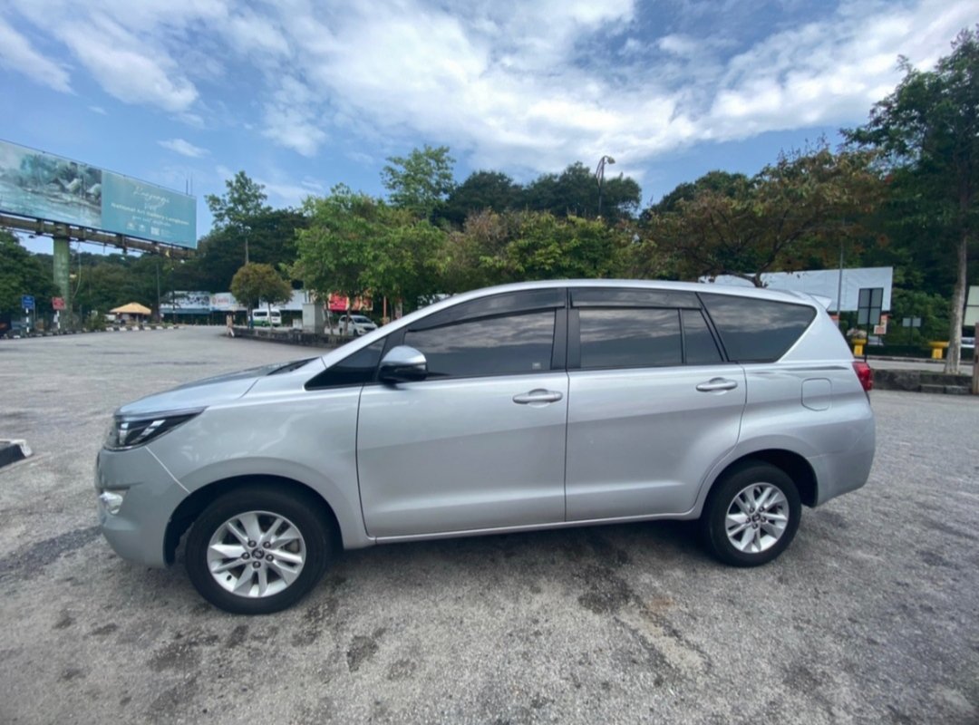 ShyaFieka's tweet photo. Untuk 7 seater pun ada ya 😊

#LangkawiCarRental
#KeretaSewaMurahLangkawi
#KeretaSewaLangkawi
#KeretaSewaLangkawiPanduSendiri https://t.co/L5qy2Qmc1G
