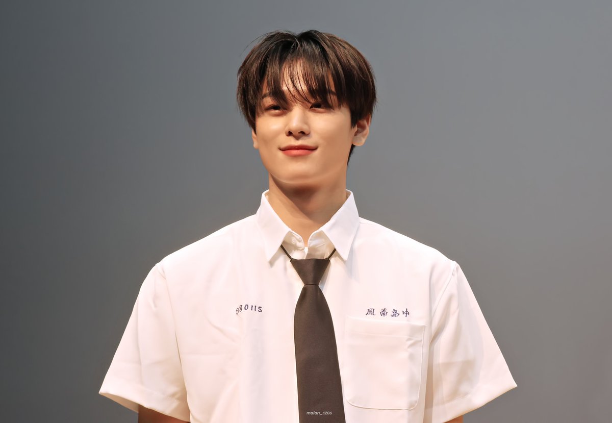 nxxvaz_'s tweet photo. 드르륵 탁…. https://t.co/ieKp4Ro9t9