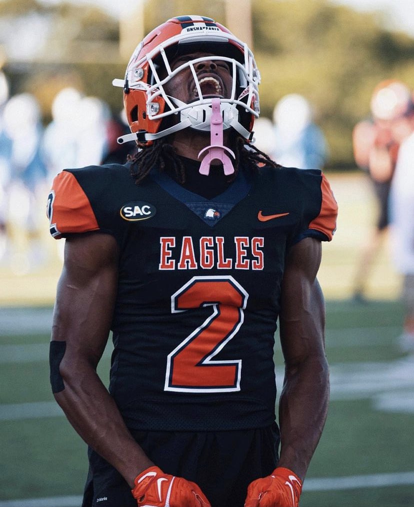 Blessed to receive a offer from <a href="/cnfootball/">Carson-Newman Football</a> AGTG <a href="/CoachAGoss/">Antonio Goss</a> <a href="/CoachWatson_48/">Scoot Watson</a> <a href="/thomasmack117/">Thomas Mack</a> <a href="/RecruitMannFB/">J.L. Mann Football Recruiting</a>