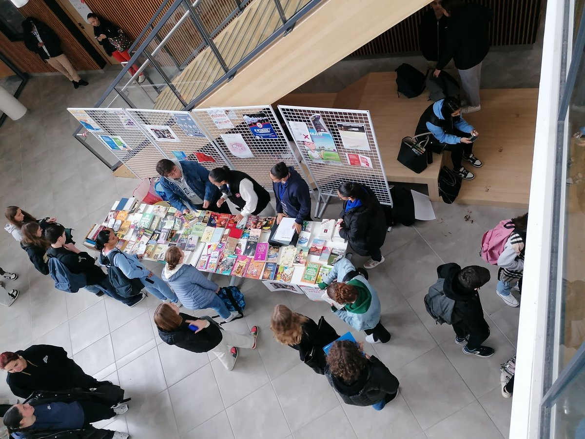 Lycée Olympe de Gouges MONTECH tweet media