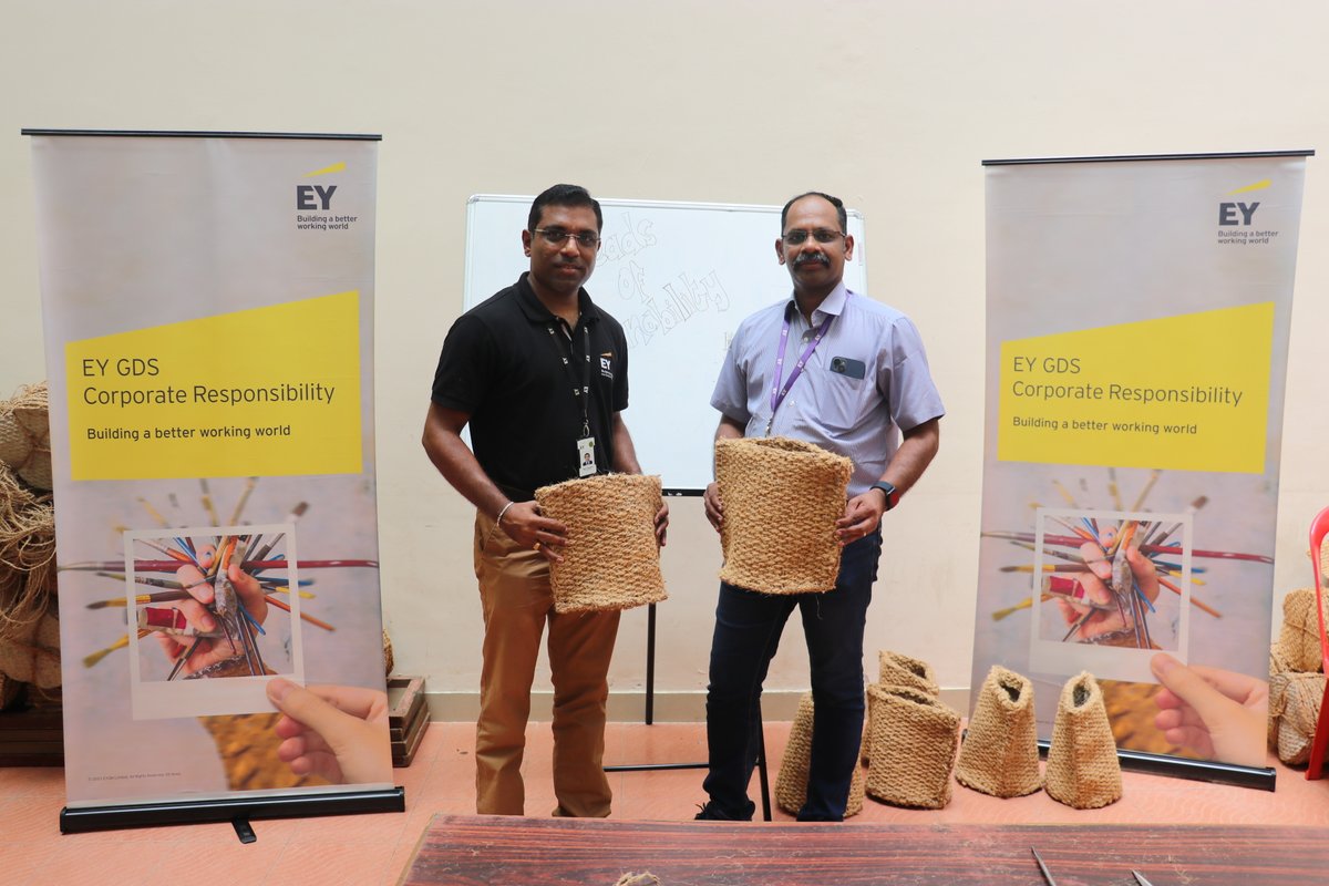 Today, the #viswasanthifoundation, #NCRMI & #EYGDS joined hands to craft coir grow bags as a volunteer activity, to raise awareness about the sustainable advantages of coir products, concurrently empowering and providing visibility to local craftsmanship & cottage industries.