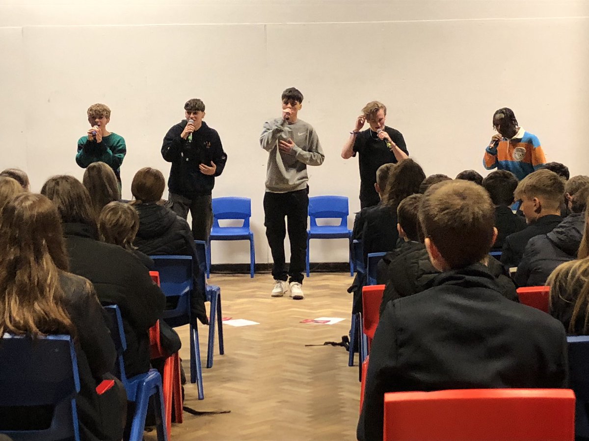 CBdeG's tweet photo. Huge thanks to @AbsntMindMusic for their musical visit to @tewkschool this afternoon. Fabulous songs, harmonies and advice to promote positive mental health. Year 9 loved them! Thanks to the wonderful head of y9, Mr James for organising the event! https://t.co/WkKpPvjyaN