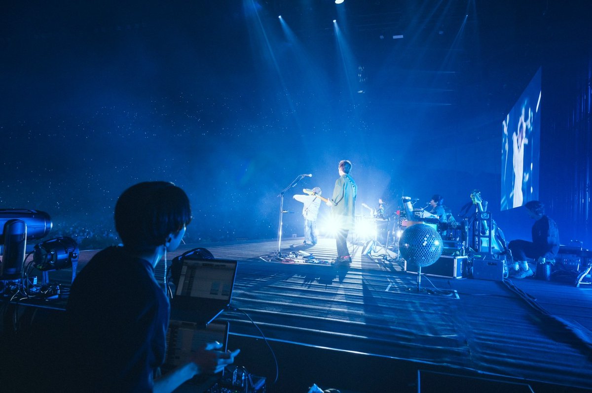 2023.11.25-26　Eve「花嵐」＠さいたまスーパーアリーナ

ステージ上手SS席で最高に楽しませてもらいました！（一応仕事もしてました）
Eveくんはもとより、みんなの楽しいが溢れた最高の空間でした、ありがとうございました！💃🕺💃🕺💃🕺
#Eve　#花嵐