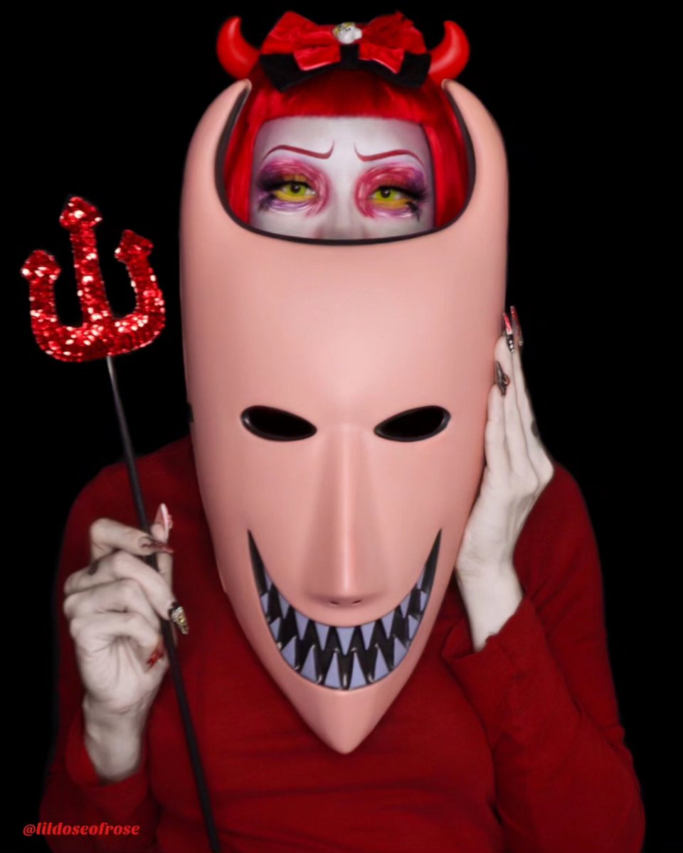 LilDoseOfRose1's tweet photo. 🔒 LOCK ❤️
🥀 Follow @lildoseofrose for more
Hi loves! Welcome to my NBC series 🥰 Who's your favorite NBC character? Comment down below ⬇️
#mehronmakeup #morphebabe #costumemakeup #cosplaymakeup #costumeideas #asiancosplayer #lockmakeup #oogieboysmakeup #lockcosplay https://t.co/bKzxs7gJ4R