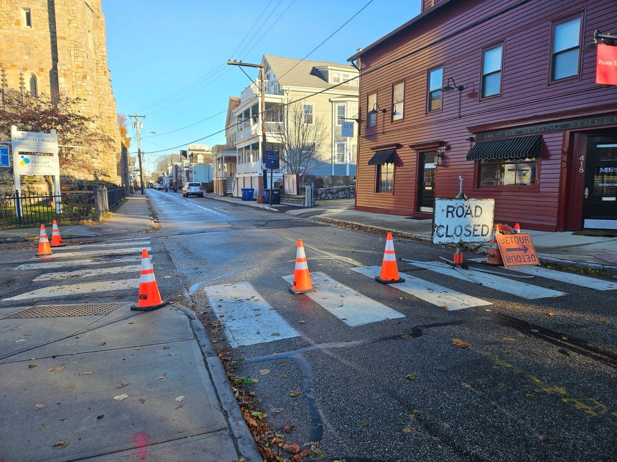 NewportThisWeek's tweet photo. Construction work continues on Spring Street & Dearborn Avenue. Spring Street, from Perry Street - Bowery Street/Young Street, is closed. Dearborn Street is also closed.
Glad the weather isn't too cold for the workers! We appreciate what you are doing.
#NewportThisWeek https://t.co/RWiCJeLdma