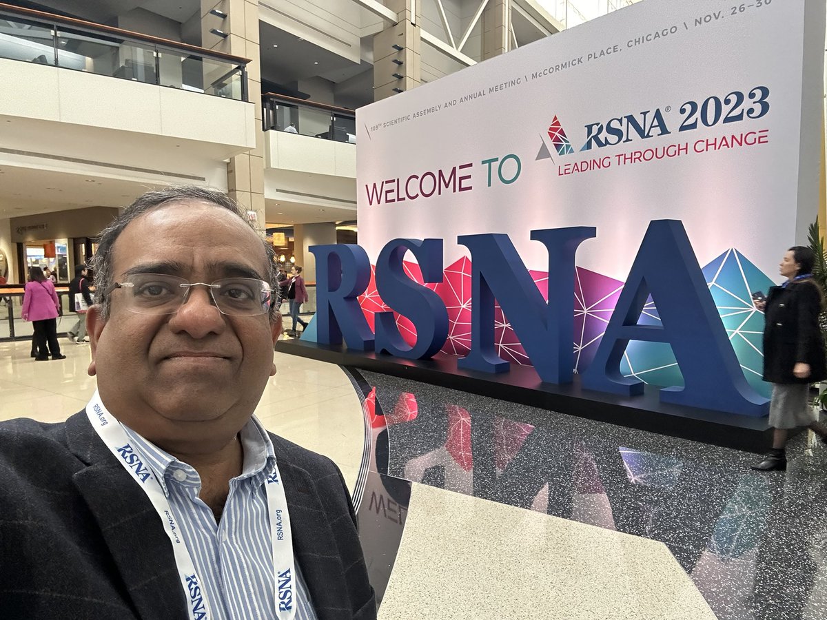 kojac89's tweet photo. Here I am at #RSNA2023 . @reviseradiology https://t.co/Ie1ivz4VeJ