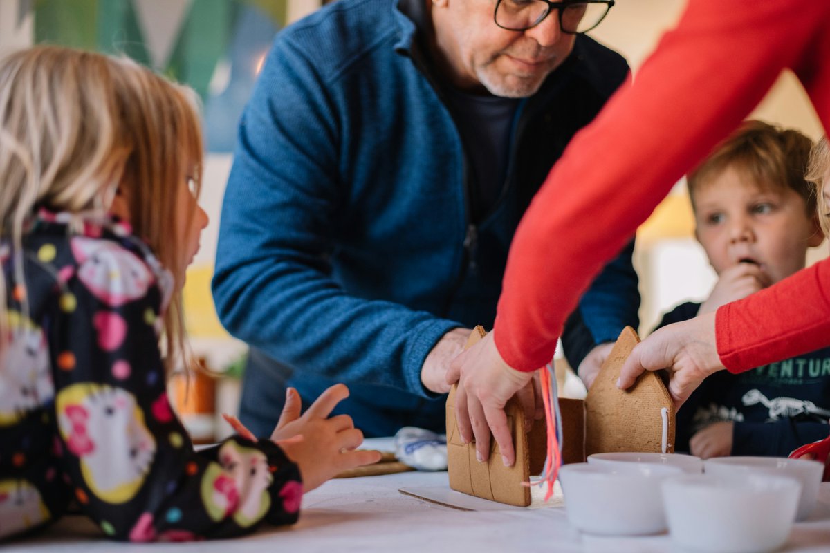 The holidays are right around the corner. From access to meals to treats for your family, we can help you find resources for your holiday needs. Dial 2-1-1, text your zip code to 898-211 or visit pa211sw.org to learn more.