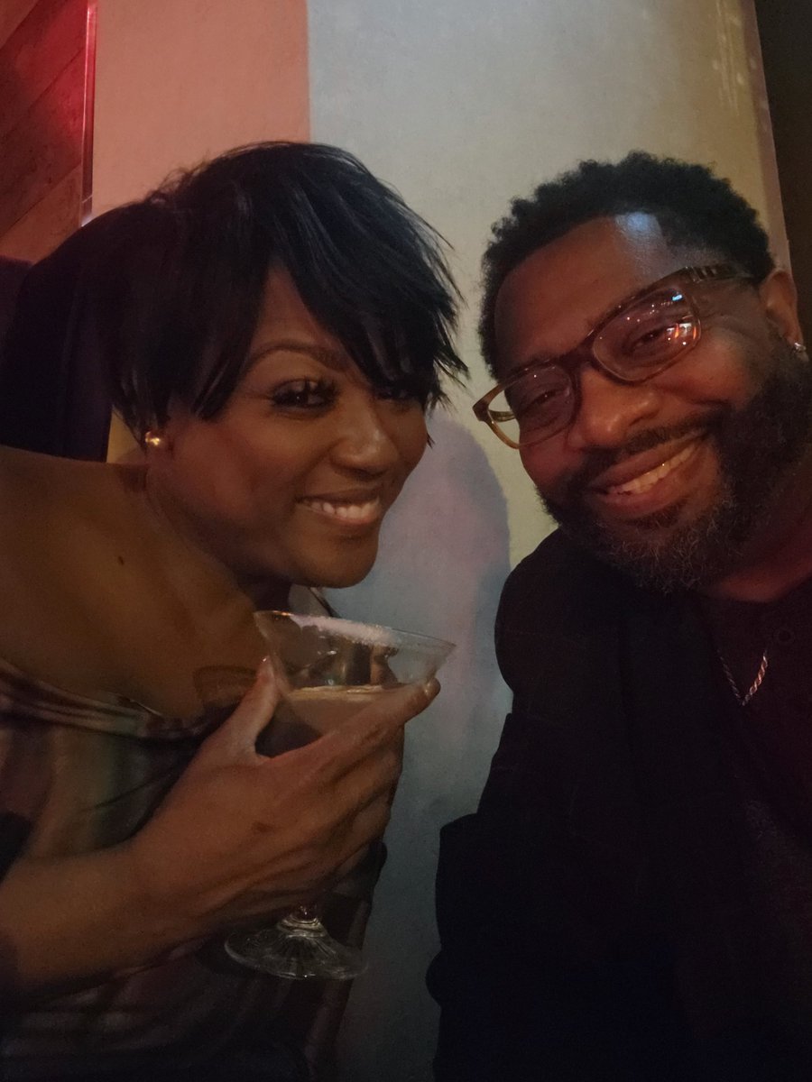 MrMarquis06's tweet photo. Happy cake day 🎊🎉 #wifey #myrider #blessedandgrateful https://t.co/VyTi8eyWem