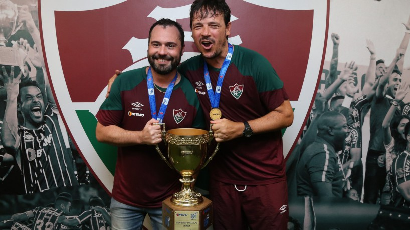 FluCentraI's tweet photo. Mário Bittencourt diz que colocou uma meta de terminar o Campeonato Brasileiro com 60 pontos para se manter na primeira parte da tabela e uma questão de premiação do campeonato. Cano pediu ao Diniz para jogar todas as 3 rodadas https://t.co/7vupuZptJk