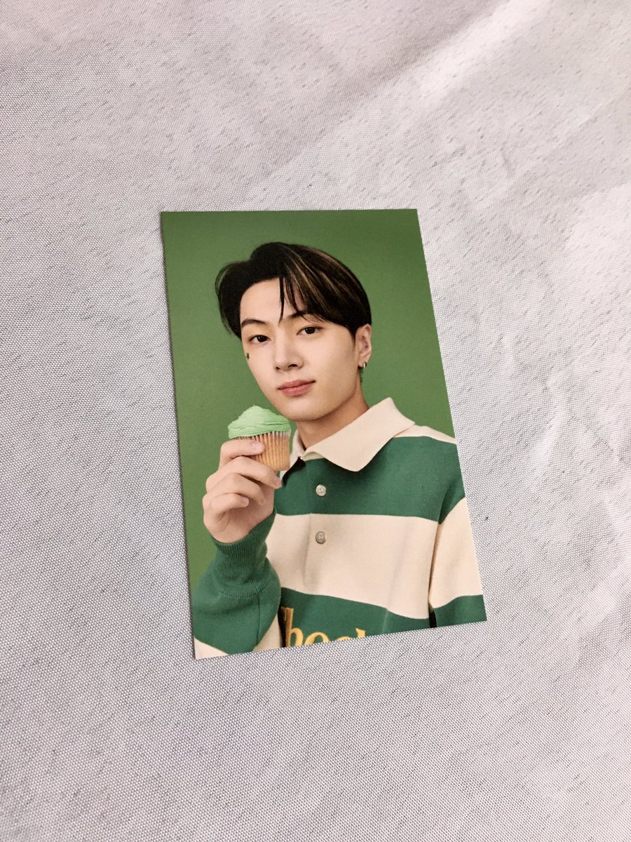 leivsie's tweet photo. 🐇 .  .  .  ꒰ wts lfb ph  .ᐟ ꒱
ㅤㅤ    #leihsells
╰ enhypen jay bday pc⠀♡

🥡 mint condi 9.5/1o

☎️ rfs : don’t collect jay pcs na

🛒 ₱100 php only, 9o if payo

💮 mop : gcash mod : ggx 

# wts lfb ph enhypen jay bday pc ni-ki sunoo sunghoon jake heeseung bns twt https://t.co/Ts17XPDHIq