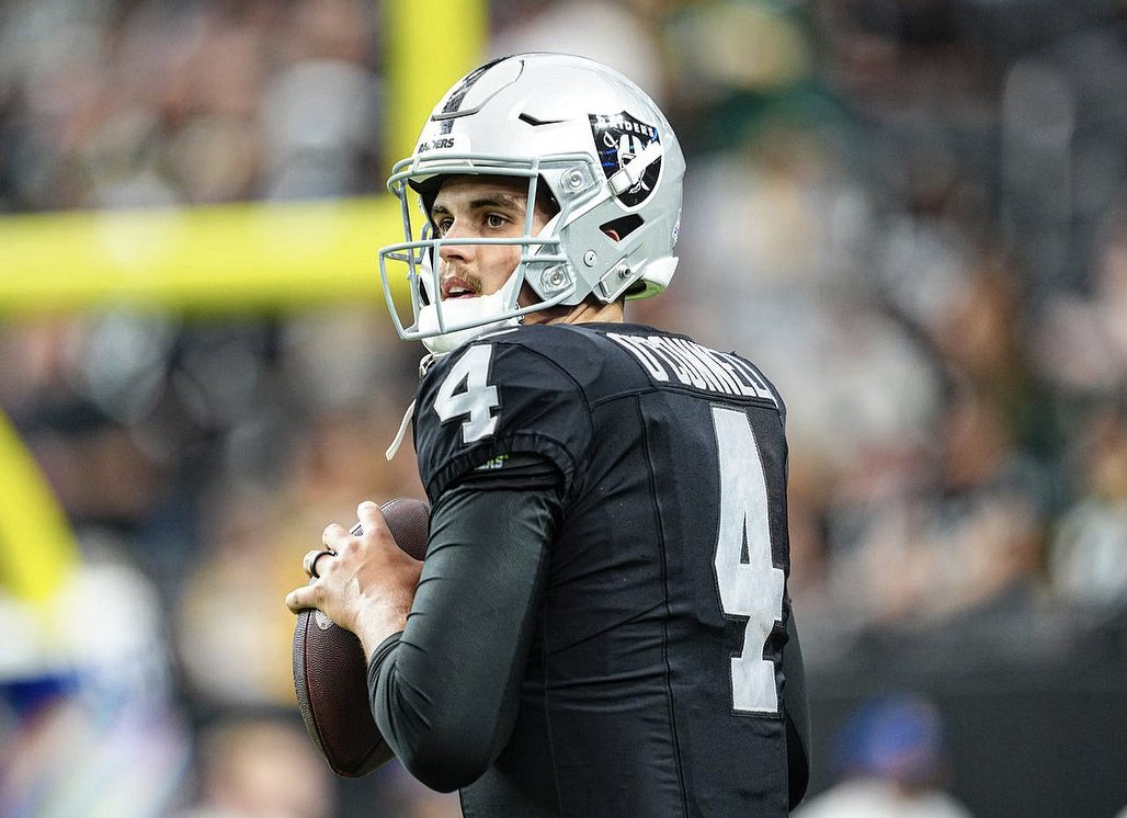 ESPN QBRs from Week 12 (Sunday):

📈 TOP 5:
1. #Raiders Aidan O’Connell, 90.4
2. #Broncos Russell Wilson, 89.2
3. #Rams Matthew Stafford, 85.3
4. #Bills Josh Allen, 83.1
5. #Chiefs Patrick Mahomes, 80.3

📉 BOTTOM 5:
20. #Saints Derek Carr, 25.1
21. #Bengals Jake Browning, 22.6