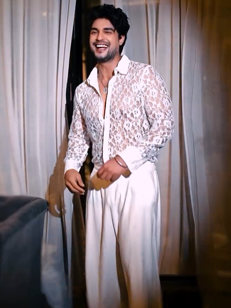 Hayee! His smile here is just 🥹🧿💓