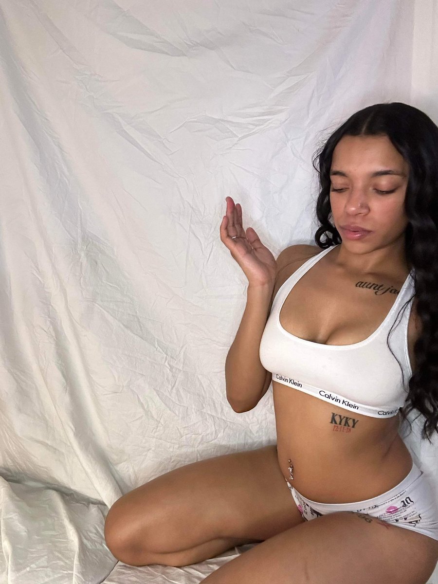 Curlyyheaddddd's tweet photo. he mad as shitt rn💋 https://t.co/Atrmv7STiV