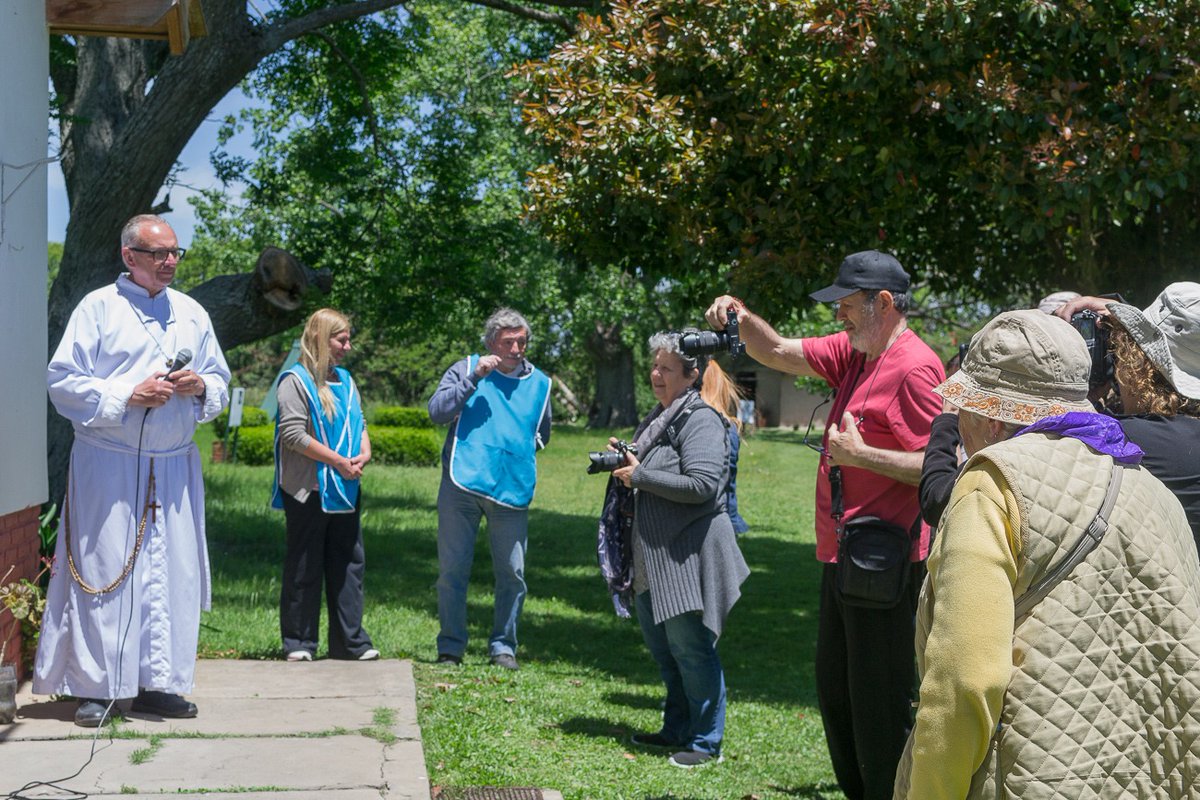 PilarTurismo's tweet photo. 📸 Recibimos la visita de fotógrafos de varias ciudades de la provincia de Buenos Aires. Durante una agradable jornada soleada conocieron algunos de los atractivos turísticos, históricos y religiosos de #Pilar.

😀¡Gracias por visitarnos y difundir nuestra ciudad! 

#PilarTurismo https://t.co/o9VRpgSItY