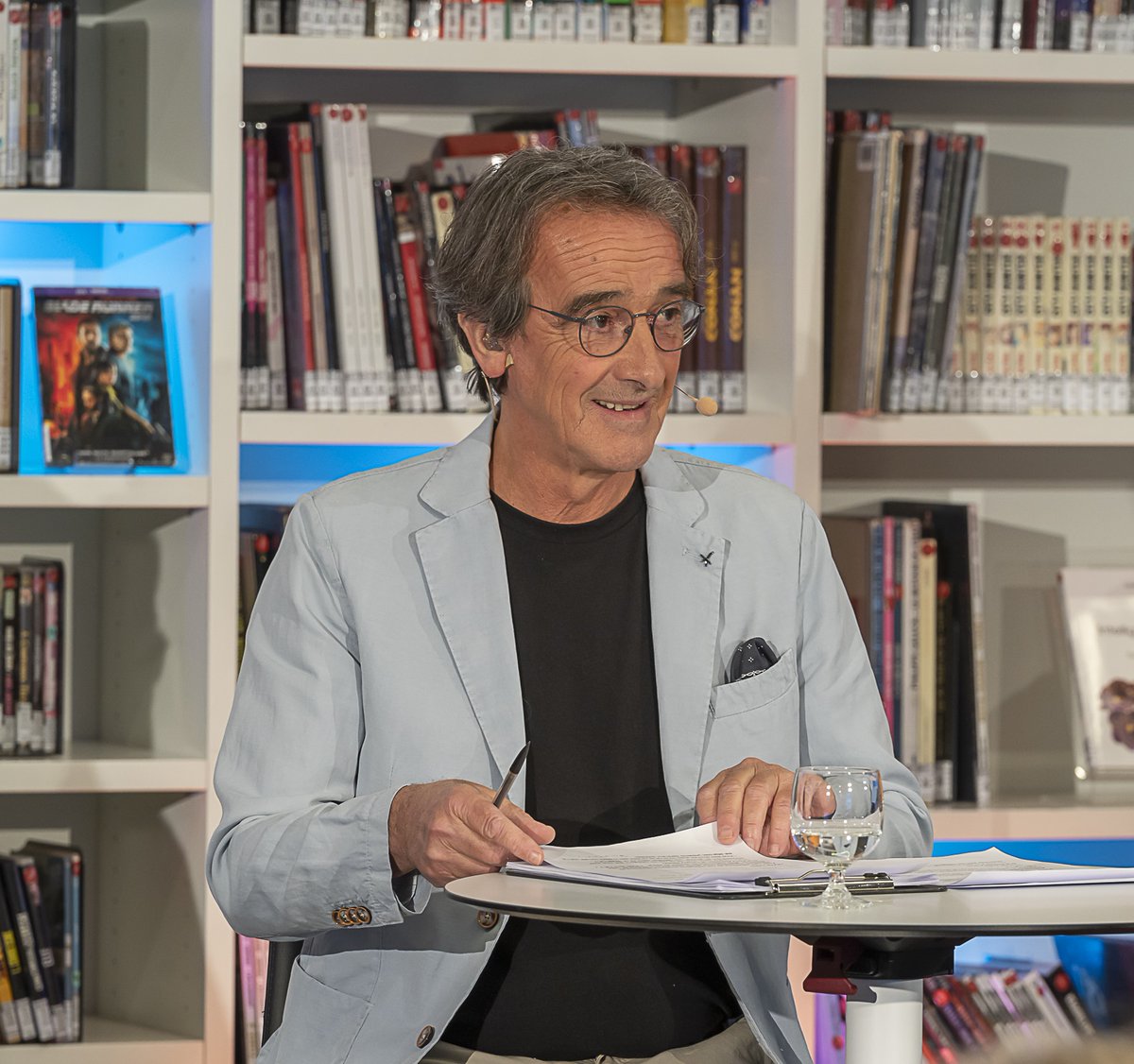 🎥 Vous avez toujours voulu assister au tournage d'une émission dans les conditions du direct ? <a href="/FredCourant/">Fred Courant</a> et l'équipe <a href="/EspritSorcier/">L'Esprit Sorcier TV</a> sont de retour pour une émission "Comment le sport peut inspirer demain" ce jeudi au <a href="/Stabvelodrome/">Stab Vélodrome Roubaix Hauts-de-France</a> ! 

Inscription 👇
newsroom.univ-lille.fr/actualite/le-s…