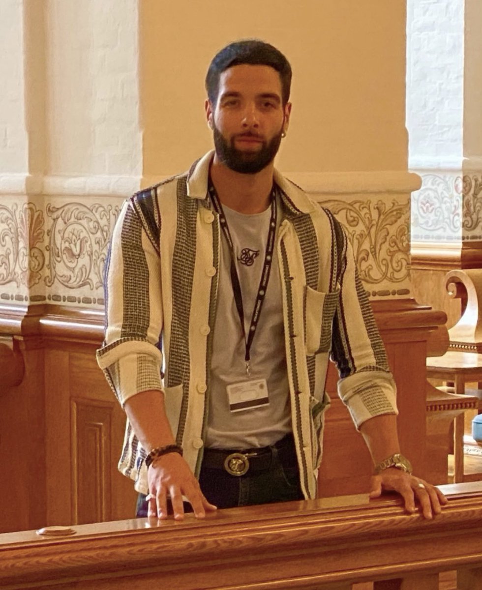 PetarSocevic's tweet image. En ny rapport fra @menneskeret fastslår at 8 ud af 10 minoritetsdanskere oplever diskrimination. Jeg er personligt blevet udsat for diskrimination flere gange. Det ved jeg at mange minoritetsdanskere også er, som undersøgelsen tilmed bekræfter. 

Det er alt fra at blive kaldt