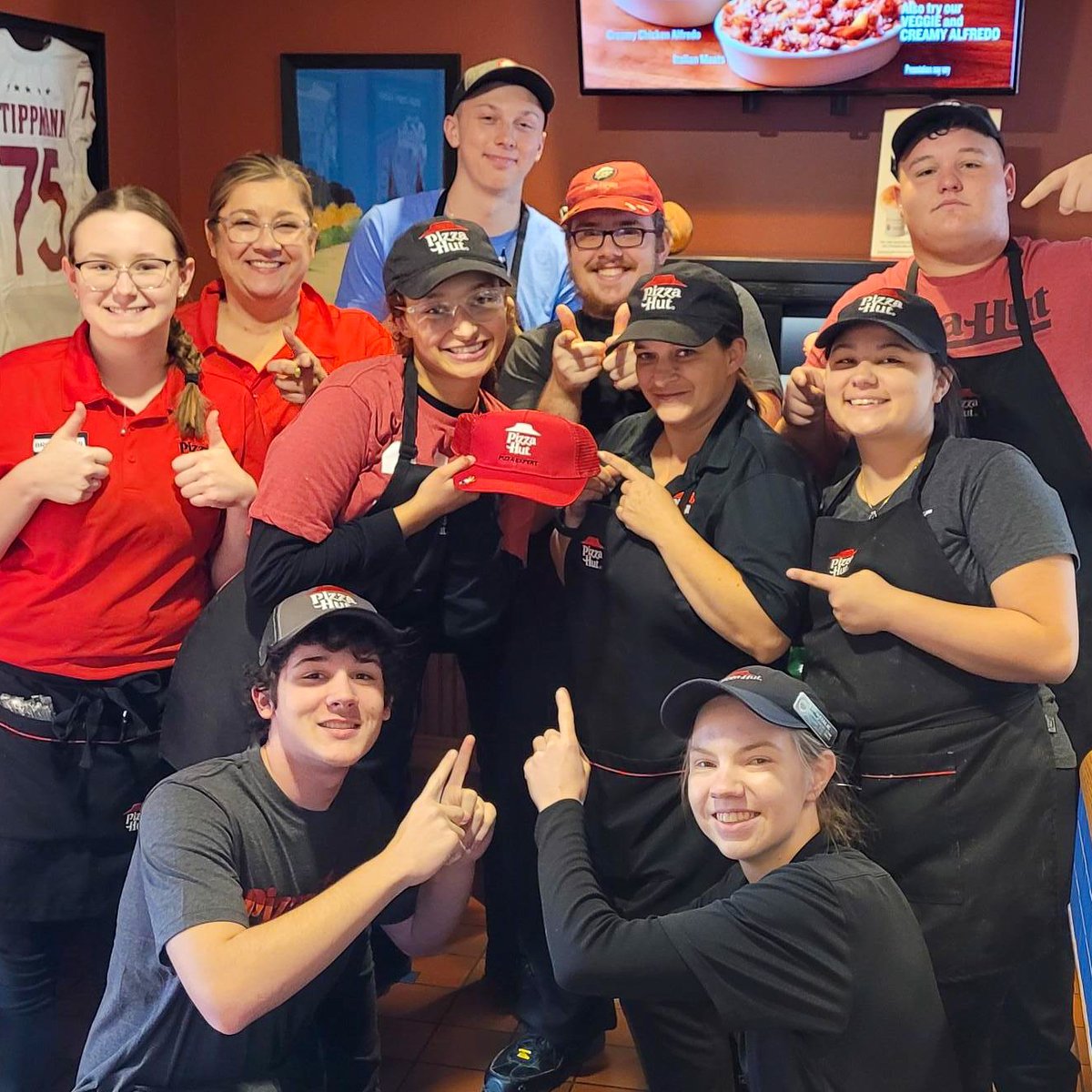 Community Togetherness.

#PizzaHutPeople #PizzaHut #Promotion #CoreValues