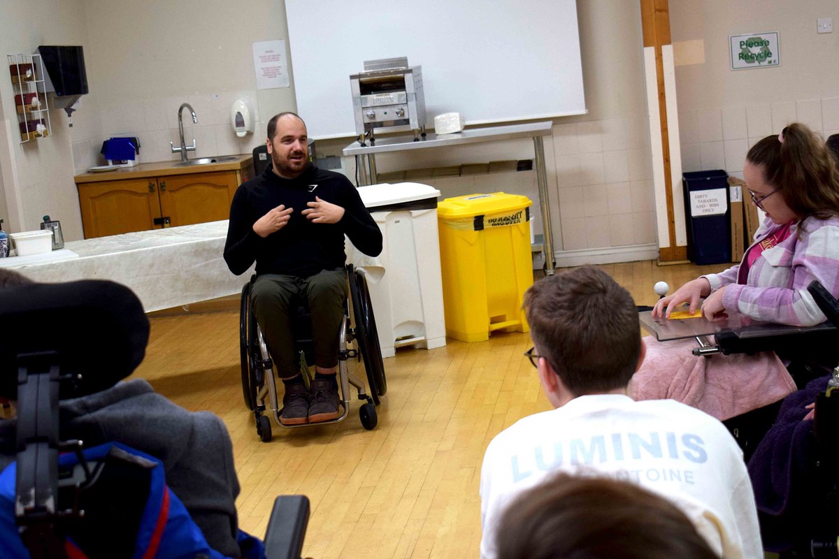_VictoriaSchool's tweet image. We were delighted to welcome Author, YouTuber and fitness coach Ben Clark @AdaptToPerform this morning. Ben gave an inspirational and informative talk to our Post 16 classes about his journey, before a Q &amp;amp; A at the end. Huge thanks to Ben for giving up his time to join us.👏👏👏