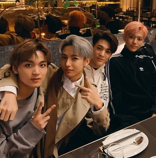fairywinter_n's tweet photo. Our Little Star 🌟 

"Maaf jika karena Cecil, bunda harus pergi meninggalkan kakak."

Nct dream 00 line au
-by fairywinter- https://t.co/xCrOnwHm9d