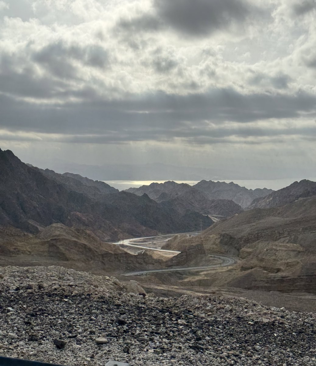 nimrodeldar's tweet photo. The beauty of mother nature #nature #clouds #eilat https://t.co/nHyhi8LVJS