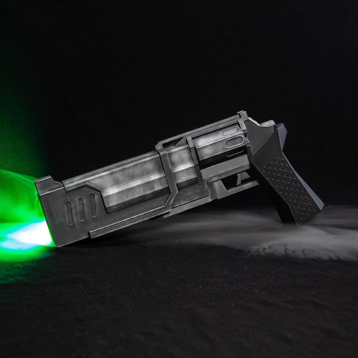 JPrintdk's tweet photo. Check out this epic 3D-printed Piercer Revolver from UltraKill 📷📷 Makes you feel the gaming vibes in real life! #UltraKill #GamingCollectibles #3DPrinted #europe #denmark #3Dprint #Gaming #piercerrevolver #toppost #today https://t.co/IO654RbDjV
