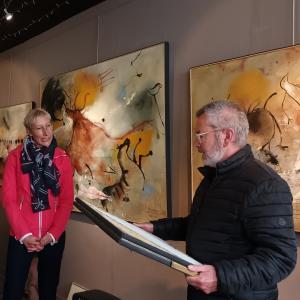 Envie de consommer #local pour se faire plaisir, ou pour les cadeaux des fêtes de fin d’année ? 
Jeudi 07/12 sera une visite spéciale Noël « Pinceaux et Fourchette »  pour une journée de découverte culinaire et artistique > bit.ly/40TMTVb
📸Nathalie Thébault
#Noel2023