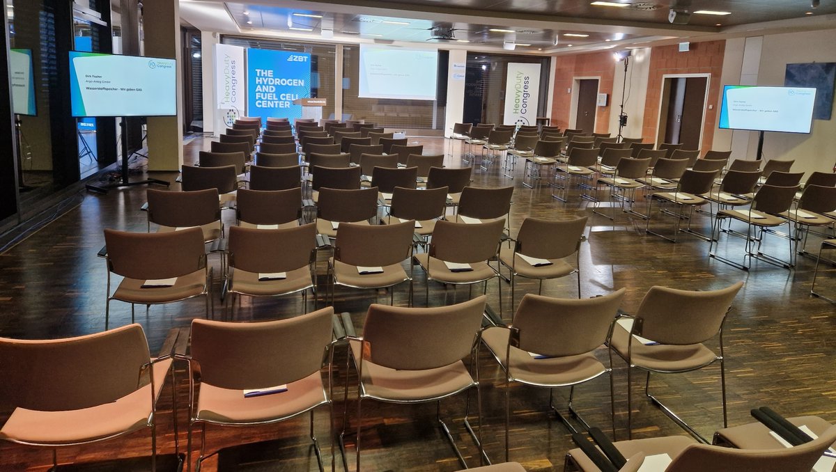 mindandvisionTV's tweet photo. 🌟 #Kongress, #Symposium, #Tagung - Wir lieben es, unsere Expertise bei solchen Events einzusetzen! 😊 Unzählige Veranstaltungen produziert &amp; inhaltlich gestaltet, sodass unsere Kunden immer happy sind, wenn wir unsere Ideen einbringen 💼👍

#mindandvision #HybridEvent #LiveEvent https://t.co/DyPwYlDWxe