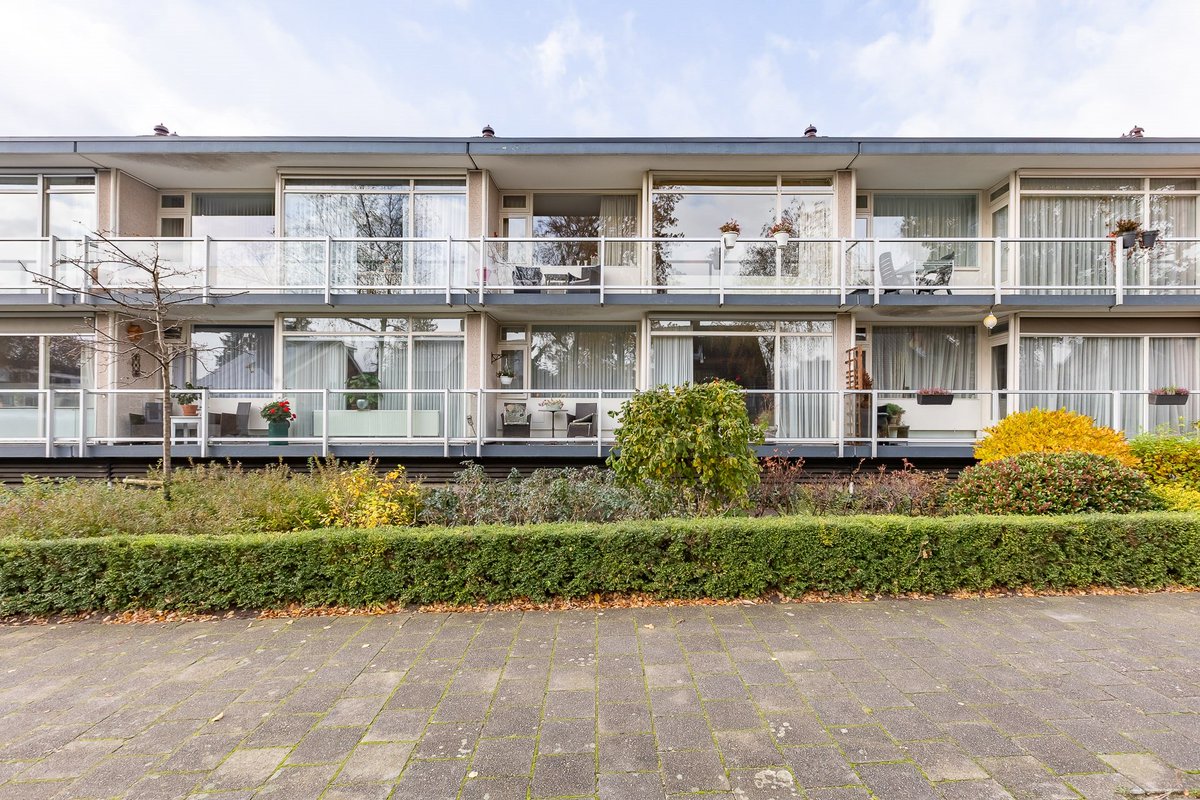 Nieuw! 𝐄𝐞𝐧 𝐠𝐨𝐞𝐝 𝐨𝐧𝐝𝐞𝐫𝐡𝐨𝐮𝐝𝐞𝐧 𝐞𝐧 𝐫𝐮𝐬𝐭𝐢𝐠 𝐠𝐞𝐥𝐞𝐠𝐞𝐧 𝐚𝐩𝐩𝐚𝐫𝐭𝐞𝐦𝐞𝐧𝐭.📍Chamavenlaan 48, Apeldoorn.

Kijk voor meer informatie op onze website: buurman.nl/woning/apeldoo…

#makelaar #makelaardij #makelaars #apeldoorn #apeldoorncity