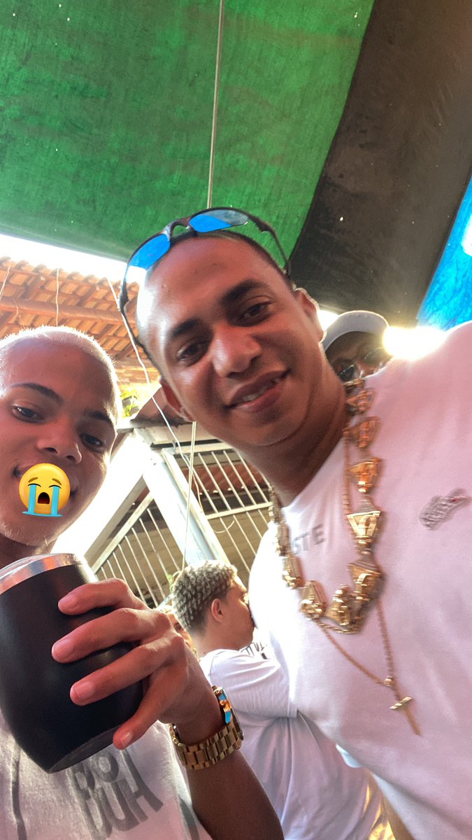 lufreuda's tweet image. Eu te amo muito pai n aguentava mais perder ngm na minha vida e perco o senhor só Deus sabe do meu coração😭😭😭😭😭💔😞😞😞