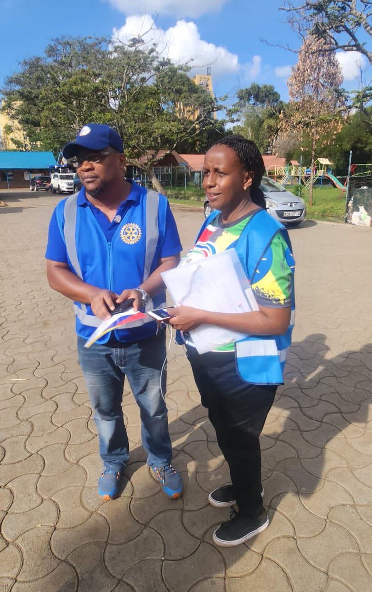 rotarylavingto1's tweet photo. The 2023 RCLJ Medical Camp held at Kilimani Primary and Secondary School was a great success due to the great leadership of our President Nganga and our Projects Director Jayne. Hongera to our leaders ππ½ππ½ππ½ππ½ππ½#RI #RotaryAtWork https://t.co/HqKyJewQR2