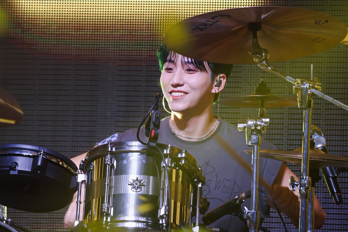 yu_il07's tweet image. 231104 Break the Brake in Seoul DAY2

🩵

#XdinaryHeroes #엑스디너리히어로즈 #엑디즈 #건일 #구건일 #Gunil #거니리