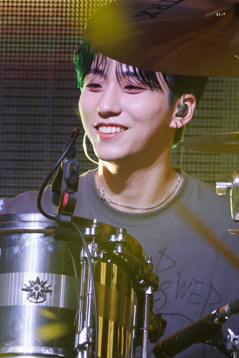 yu_il07's tweet image. 231104 Break the Brake in Seoul DAY2

🩵

#XdinaryHeroes #엑스디너리히어로즈 #엑디즈 #건일 #구건일 #Gunil #거니리