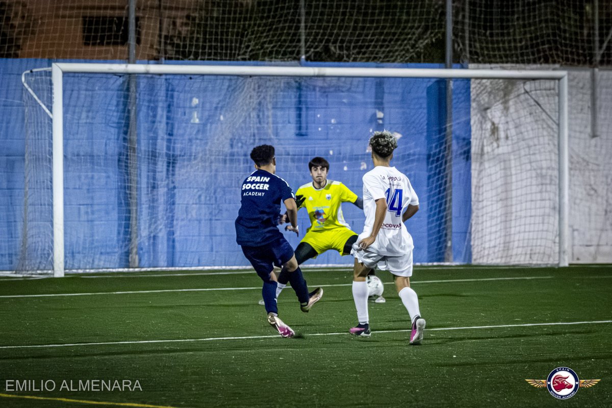 SpainSoccerA's tweet photo. 📷⚽️ PHOTOS OF THE LAST MATCH¡ . We finally got the victory, but the important thing is how our players worked to achieve it! Thank you @udmairealj for your attention¡
#soccer #bestsocceracademy #photomatch #spainsoccer #football #footballacademyinspain #Sevilla #spain https://t.co/yFss1zR9FS