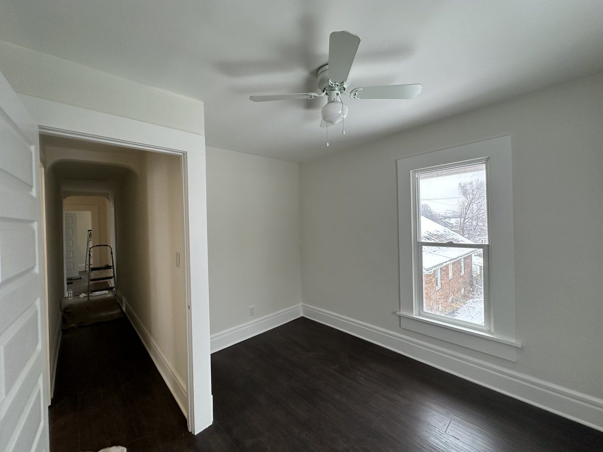 Female Flipper tweet media