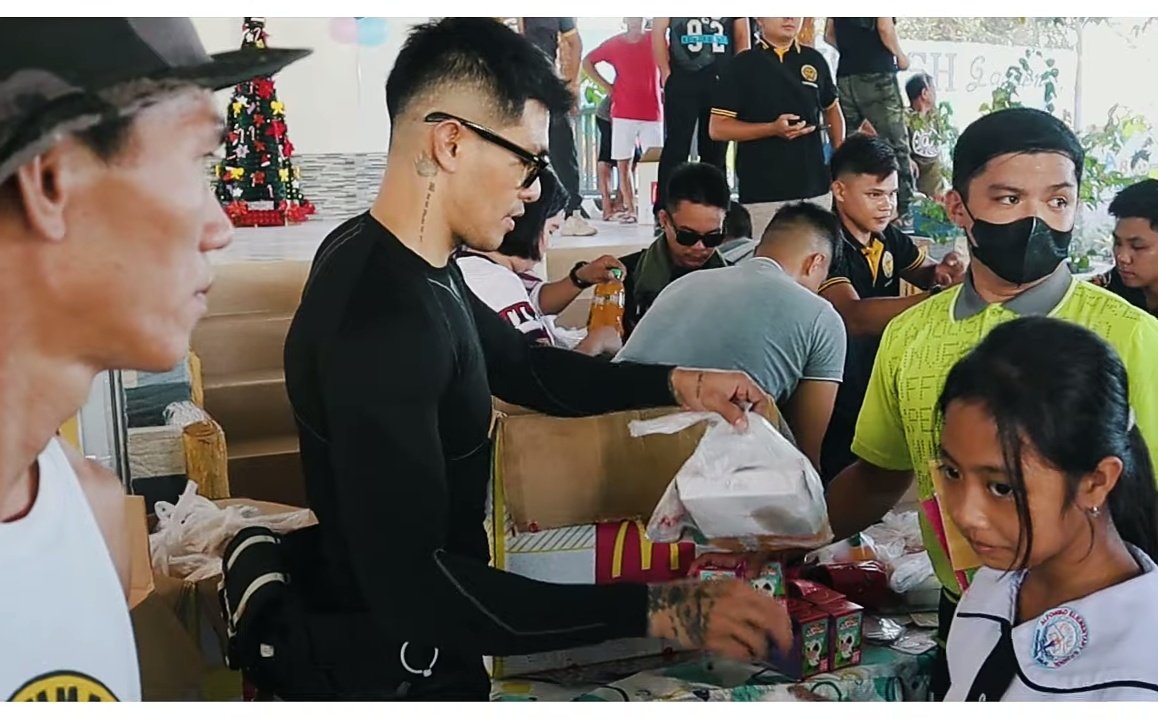 benignostuy's tweet photo. Yey! #NiceGanda ! #NiceSarap! MCDO!!!
#Mcdonalds
#ViceGanda | #IonPerez | #ViceIon https://t.co/EKnrEgiEUM