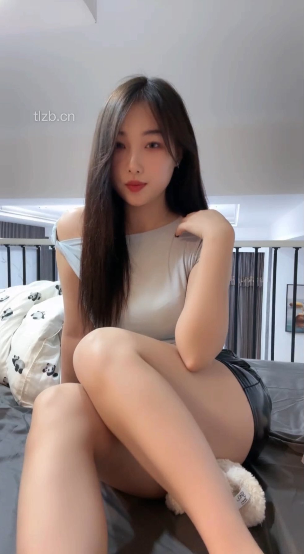 套路直播回放🍑TaoLuVip on X:  兄弟们老是问我就统一回复一下吧：小x、小樱、两大少女感十足的小妈女王t.co0MirjJD1QU  X