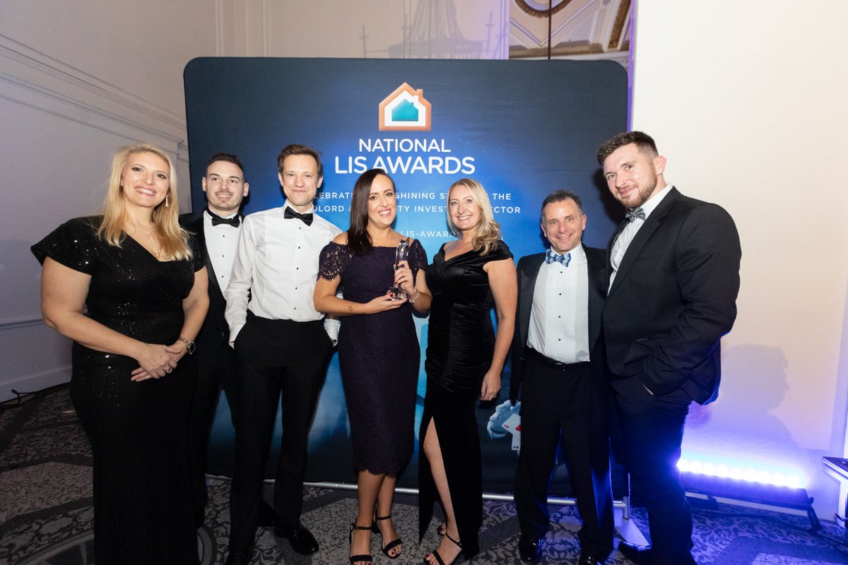 NRLAssociation's tweet photo. We won THREE awards at the #LISAwards last week!
Our CEO @BeadleBen WON the Industry Hero Award 🎉
We also won Best Property Education Provider and Best Product for Landlords!
An honour to be recognised for our work to support + represent members. https://t.co/FijnIm99EA https://t.co/T5H5KAPwaZ