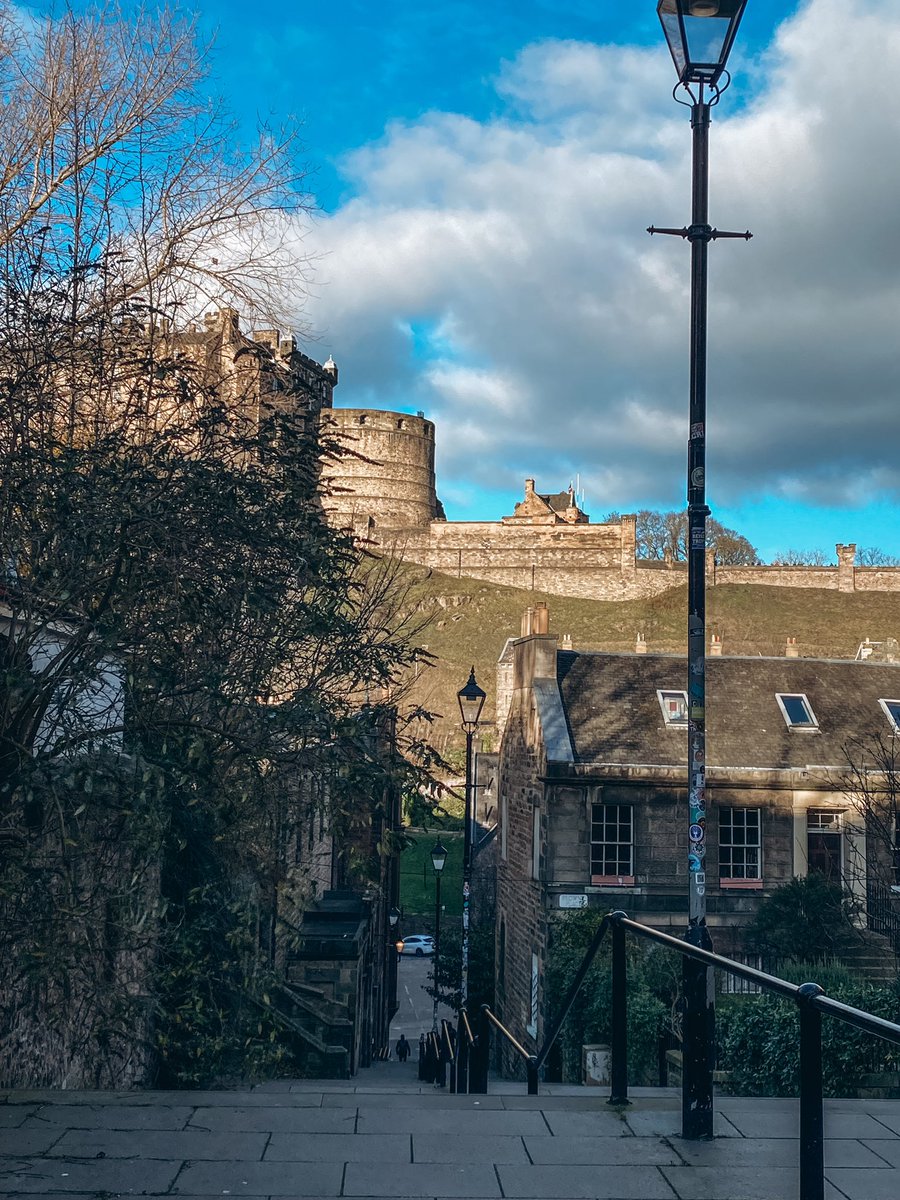 wertmay's tweet photo. Edinburgh https://t.co/GCdzsaUU4Y