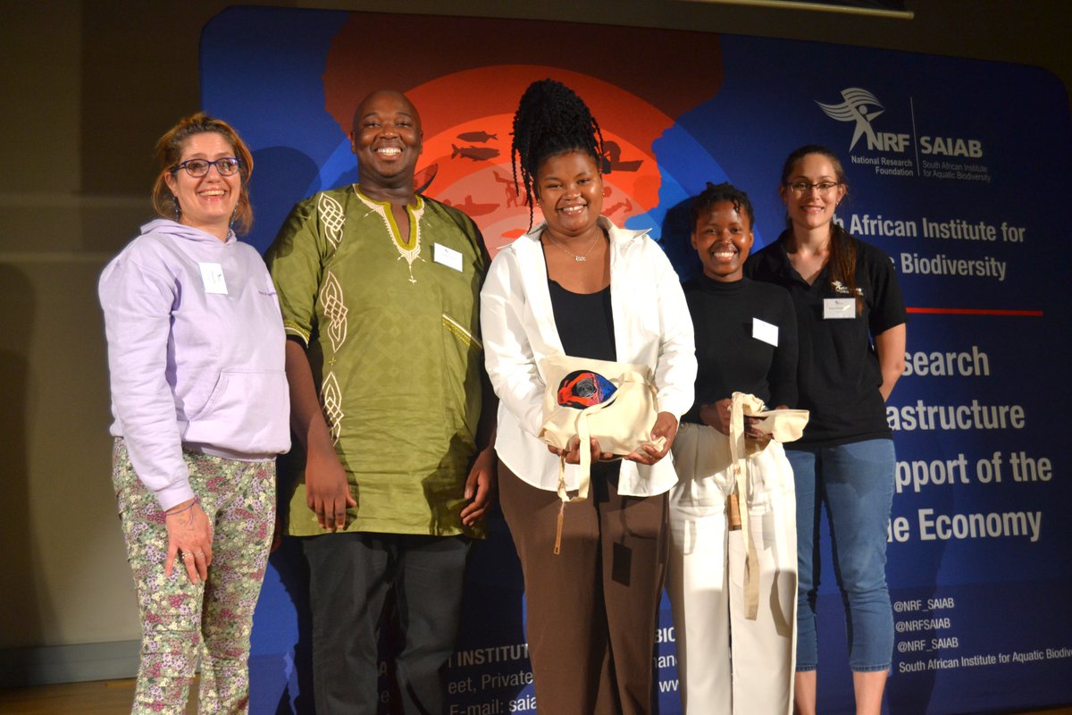 A big congratulations to Vuyolwethu Mxo and Nonhle Mlotshwa on winning the Best PhD Presentation awards voted by supervisors at the NRF-SAIAB Student Symposium! The symposium was a great success and we're so proud of all the students who presented their research.