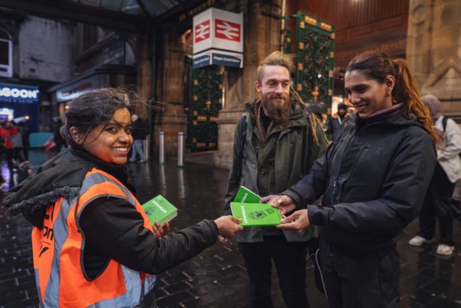 printmediapower's tweet photo. Who picked up one of these marvellous free Adventure books by @scottishbooktrust to celebrate #BookWeekScotland 🌎 🌲 📚 it is always a pleasure to work with the Scottish Book trust and we look forward to working with them again in the future ! 🙌🏻

Photos 1&amp;2 by @alasdairw https://t.co/jbr0PuoblT