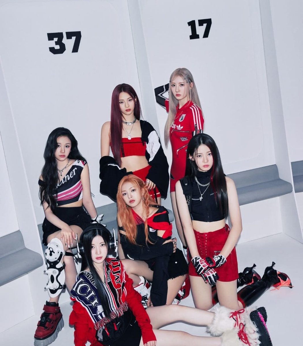 oihyuI's tweet photo. zlamat debut bwat zemua rp babymonster,, klean zmua dluwar predikzi aril n0ach,,🧏🏿♀️🖤
#cie #debut #bkan #debuz https://t.co/MTdgIyRHhf