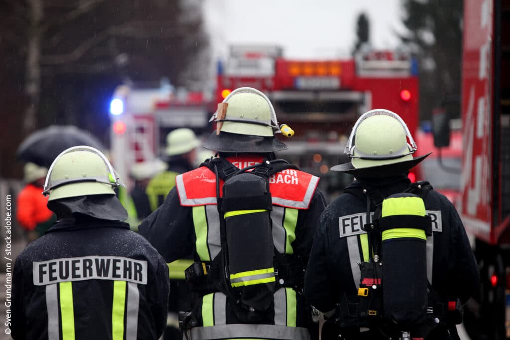 spd_lt_lsa's tweet photo. Gute Nachricht für die Feuerwehren in #SachsenAnhalt aus der heutigen Bereinigungssitzung im Landtag zum Landeshaushalt 2024:
Das Förderprogramm des Landes zum Erwerb für Fahrerlaubnissen für Mitglieder der Einsatzabteilungen wird von 200.000 € auf 350.000 € aufgestockt. 
👩‍🚒🚒 https://t.co/oQDm1beYmU
